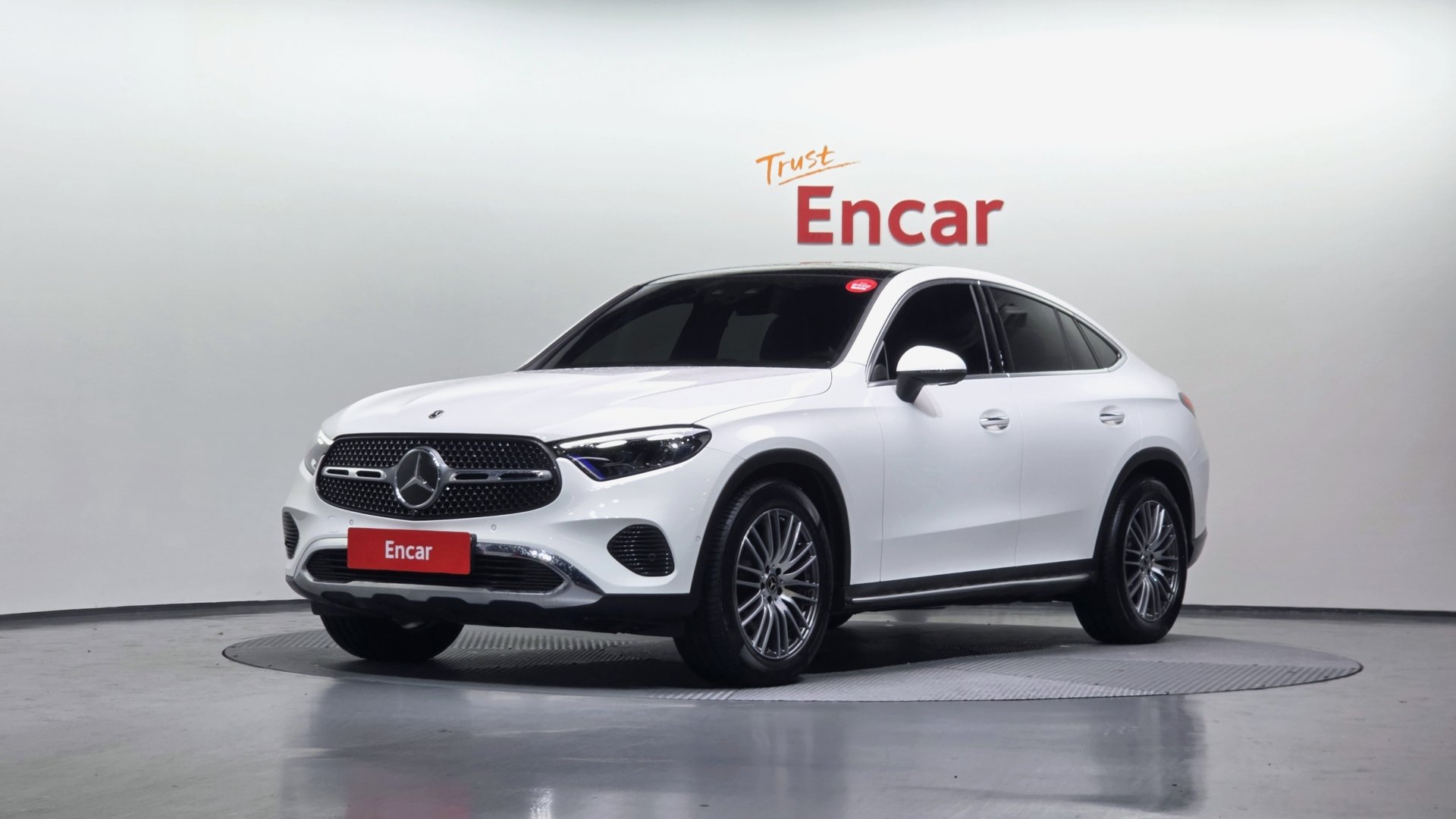 MERCEDES-BENZ GLC - View 1