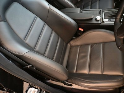 2010 Mercedes-BENZ C-CLASS — фото 5