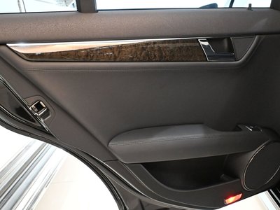 صورة مصغرة 15 لـ 2010 Mercedes-BENZ C-CLASS AMG