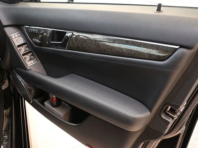 2010 Mercedes-BENZ C-CLASS — миниатюра 12