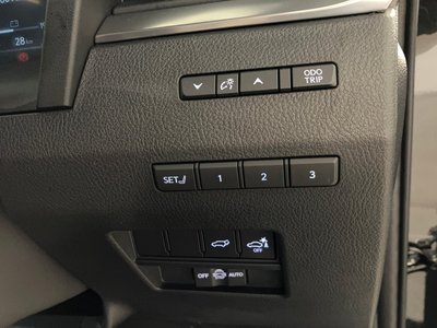 صورة مصغرة 25 لـ 2025 Lexus GX