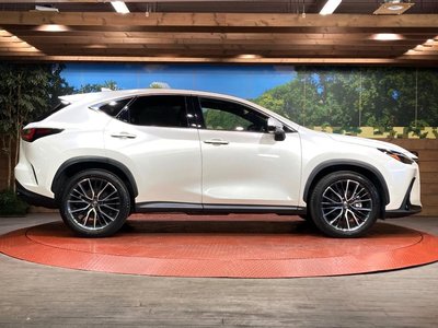 صورة مصغرة 31 لـ 2023 Lexus NX