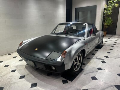 PORSCHE 914