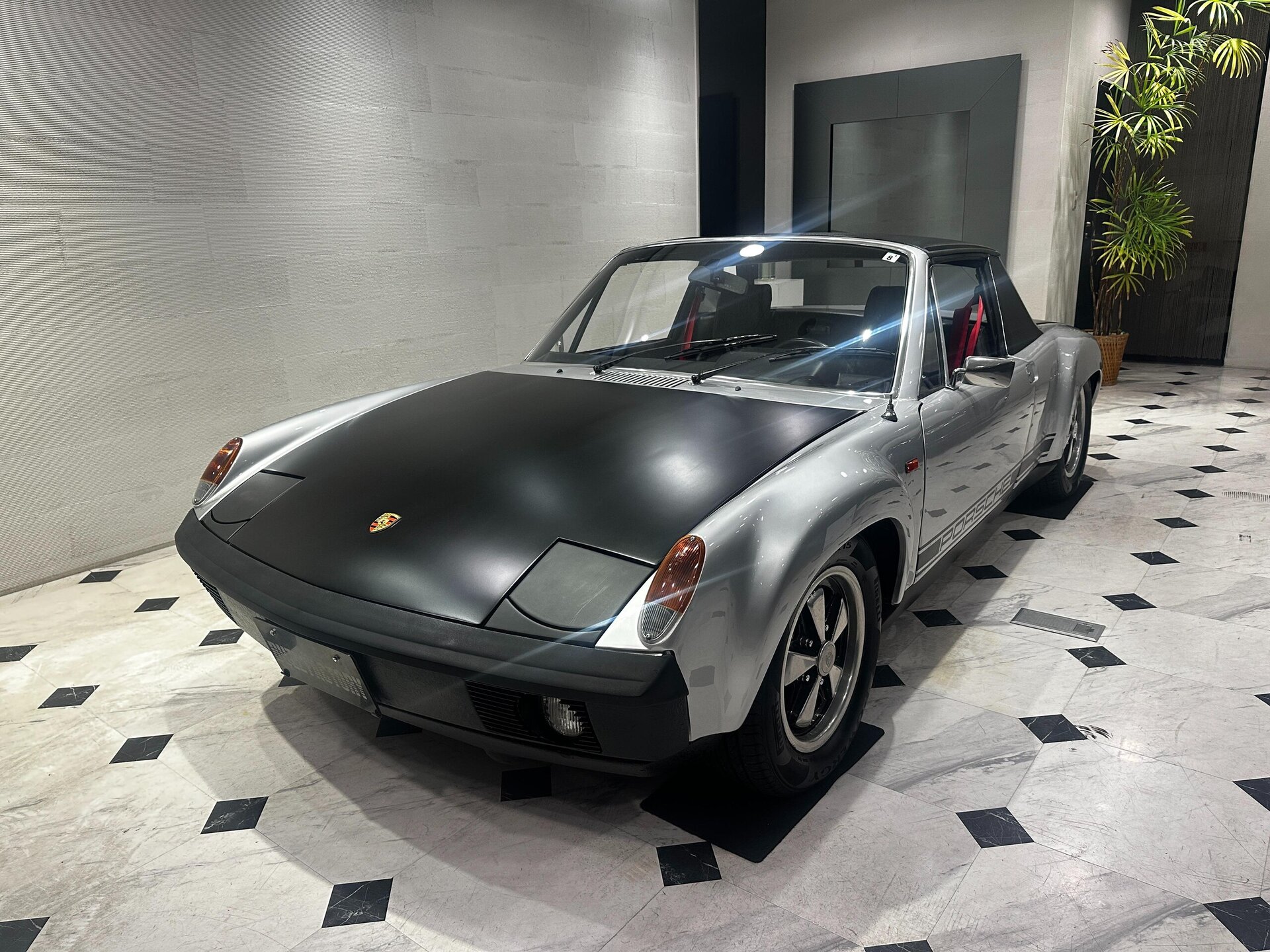 PORSCHE 914 - View 1