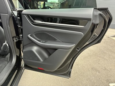 صورة مصغرة 33 لـ 2025 Porsche MACAN
