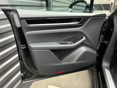 صورة مصغرة 44 لـ 2025 Porsche MACAN