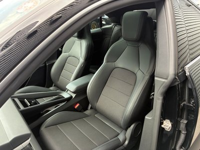 صورة مصغرة 46 لـ 2025 Porsche MACAN