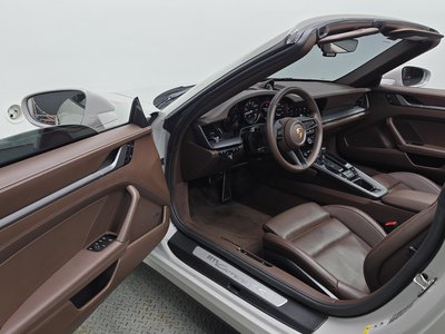 2023 Porsche 911 — миниатюра 14