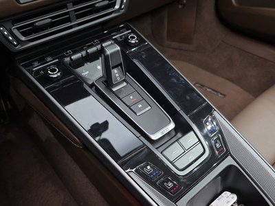 2023 Porsche 911 — миниатюра 13