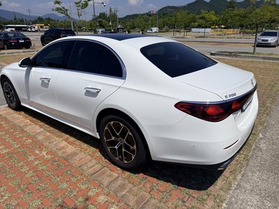 صورة 4 لـ 2025 Mercedes-BENZ E-CLASS