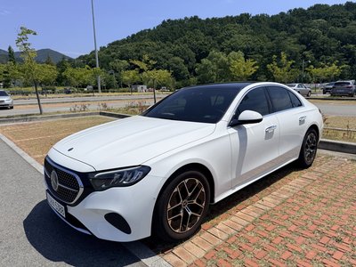 صورة 1 لـ 2025 Mercedes-BENZ E-CLASS