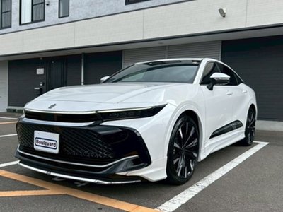 TOYOTA CROWN CROSSOVER