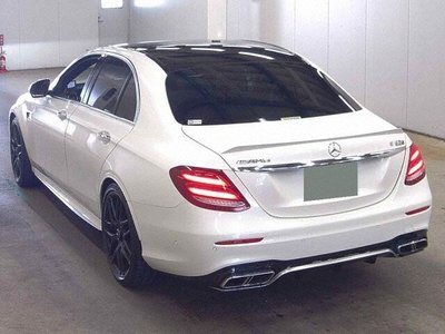 صورة 1 لـ 2017 Mercedes-BENZ E-CLASS