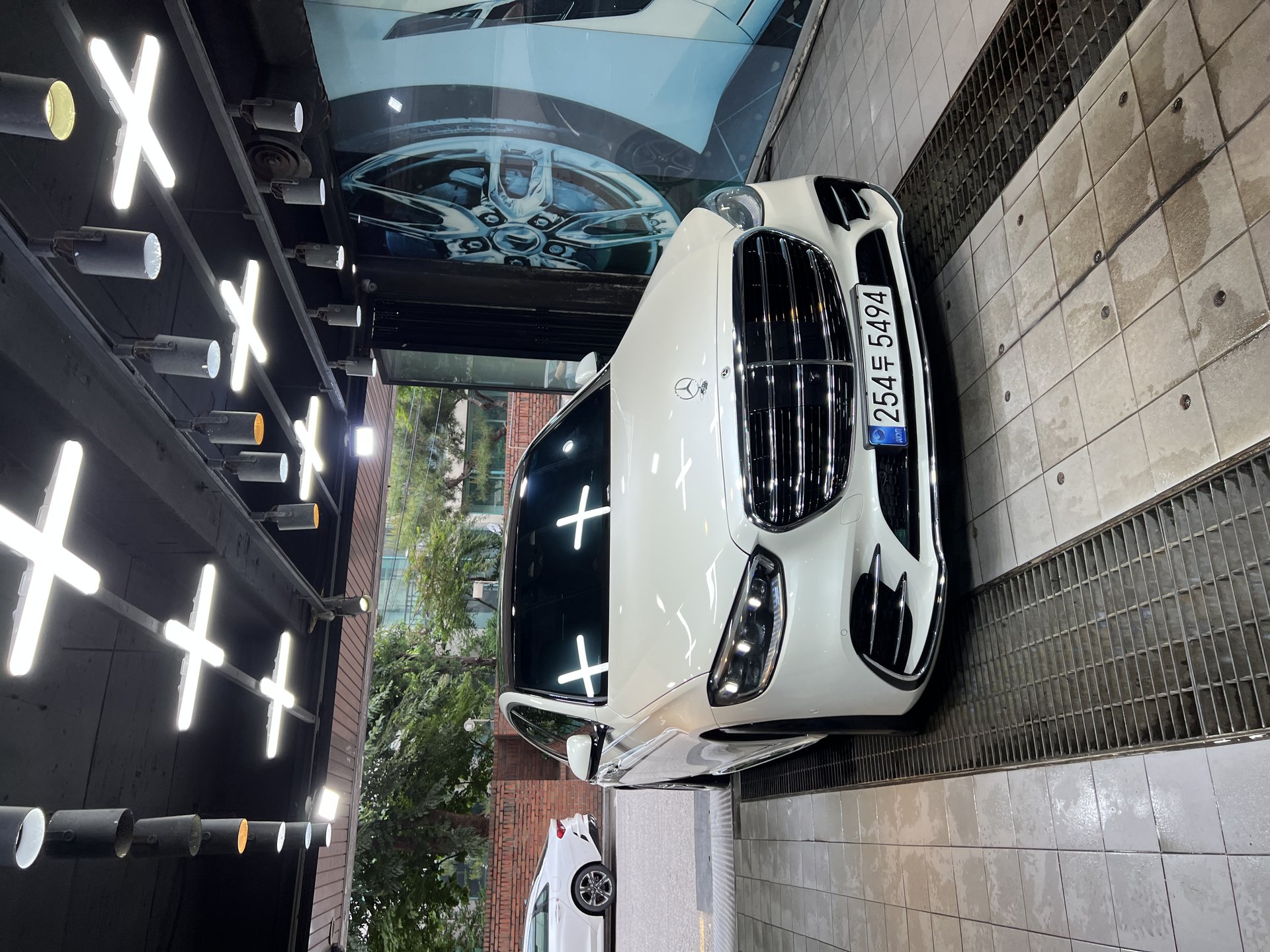 MERCEDES-BENZ S-CLASS - View 1