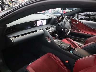 2017 Lexus LC 照片 31