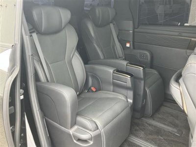 TOYOTA ALPHARD - 6