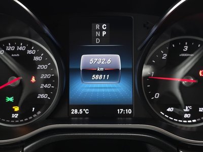 2022 Mercedes-BENZ V-CLASS — миниатюра 12