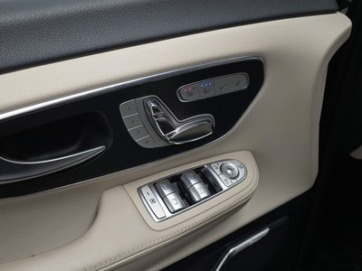 2022 Mercedes-BENZ V-CLASS — миниатюра 30