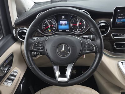2022 Mercedes-BENZ V-CLASS — миниатюра 20
