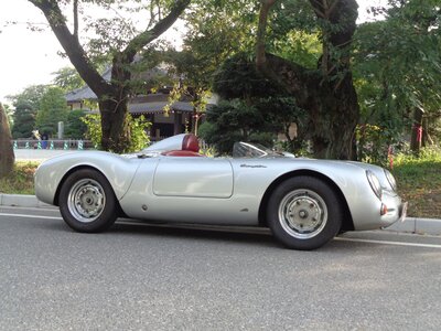 PORSCHE 550 SPYDER REPLICA - 1