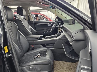 2020 Genesis GV80 thumbnail 17