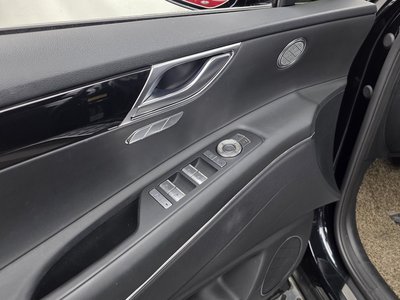 2020 Genesis GV80 thumbnail 30
