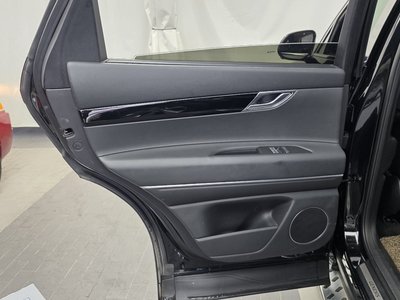 2020 Genesis GV80 thumbnail 15