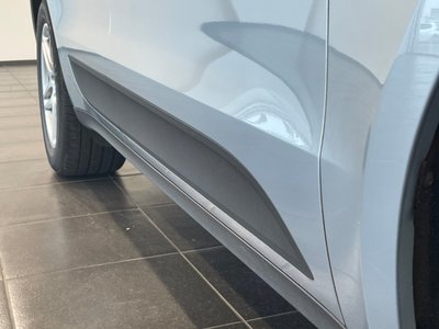 PORSCHE MACAN - 10