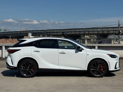 2025 Lexus RX — миниатюра 27