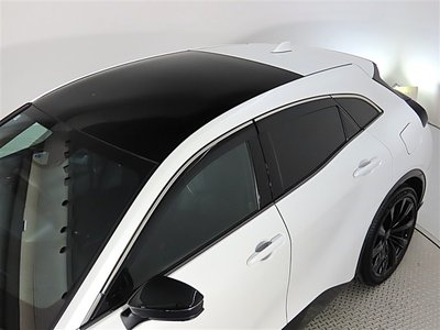 2025 Toyota CROWN SPORT photo 6