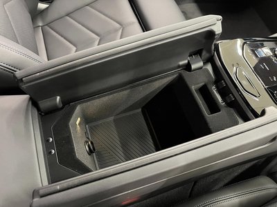 صورة مصغرة 30 لـ 2024 BMW 5 SERIES