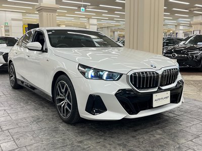 صورة مصغرة 58 لـ 2024 BMW 5 SERIES
