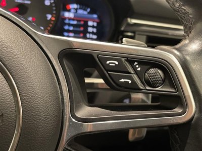 صورة 10 لـ 2021 Porsche MACAN