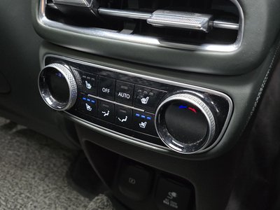 2021 Genesis GV80 — миниатюра 18