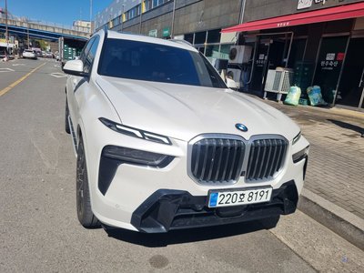 BMW X7 - 7