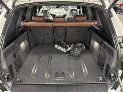 صورة 7 لـ 2026 BMW X5