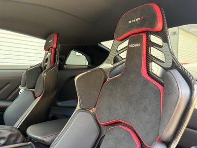 2025 Nissan GT-R — миниатюра 36