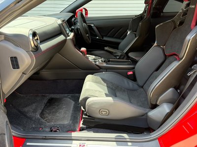 2025 Nissan GT-R — миниатюра 31