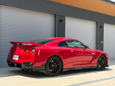2025 Nissan GT-R — миниатюра 2