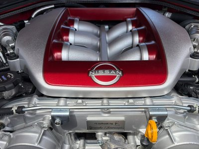 2025 Nissan GT-R — миниатюра 4