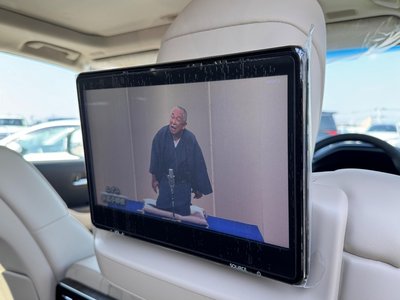 TOYOTA LAND CRUISER 300 - 8