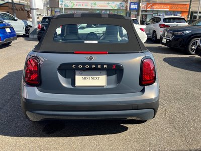 MINI MINI CONVERTIBLE - 9