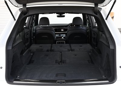 2024 AUDI Q7 — миниатюра 16