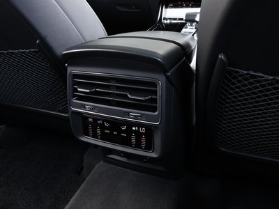 2024 AUDI Q7 — миниатюра 17