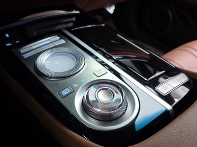 2022 Genesis G80 (RG3) thumbnail 12