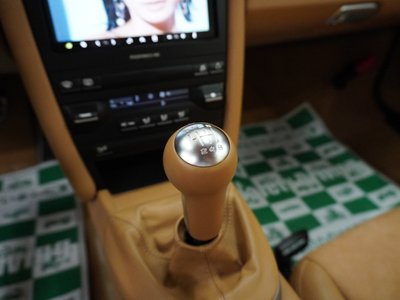 2012 Porsche CAYMAN thumbnail 21