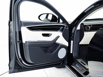 BENTLEY FLYING SPUR - 10