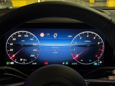 MERCEDES-BENZ GLC - 8