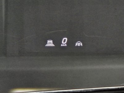 2025 Mercedes-BENZ GLE — миниатюра 14
