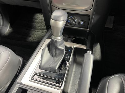 TOYOTA LAND CRUISER PRADO - 10